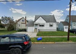 Pre-foreclosure in  CARTER AVE Bellmawr, NJ 08031