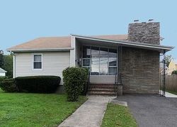 Pre-foreclosure in  WILLIAM ST Bound Brook, NJ 08805