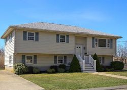 Pre-foreclosure in  WHITE WAY Nahant, MA 01908
