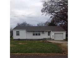 Pre-foreclosure in  PINE ST Wellsville, KS 66092