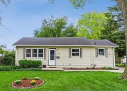 Pre-foreclosure in  CHICAGO AVE Des Moines, IA 50317