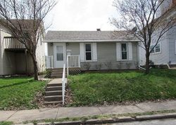 Pre-foreclosure in  W 16TH ST Davenport, IA 52804