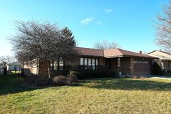 Pre-foreclosure in  CALYPSO LN Orland Park, IL 60462