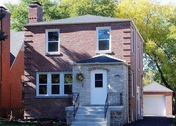 Pre-foreclosure in  S OAKLEY AVE Chicago, IL 60643