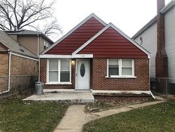 Pre-foreclosure Listing in N 40TH AVE STONE PARK, IL 60165