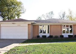 Pre-foreclosure in  W PHEASANT TRL Mount Prospect, IL 60056