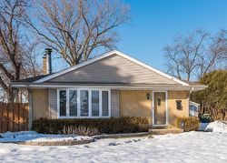Pre-foreclosure in  W CRAIN ST Niles, IL 60714