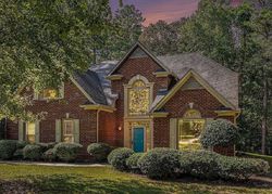 Pre-foreclosure in  POINTER RIDGE TRL Fayetteville, GA 30214