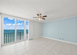 Pre-foreclosure in  HIGHWAY A1A  Satellite Beach, FL 32937