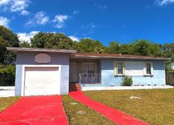 Pre-foreclosure in  NE 149TH ST Miami, FL 33161