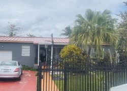 Pre-foreclosure in  NW 149TH ST Miami, FL 33168