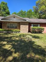 Pre-foreclosure in  NE 4TH PL Gainesville, FL 32641