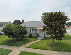 Pre-foreclosure in  E KEYSTONE AVE Wilmington, DE 19804