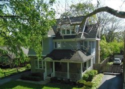 Pre-foreclosure Listing in N GARFIELD AVE HINSDALE, IL 60521