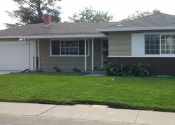 Pre-foreclosure in  HOLBROOK DR Concord, CA 94519