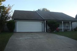 Pre-foreclosure in  W BISHOP DR Rogers, AR 72756