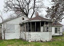 Pre-foreclosure in  VALLEY PIKE Dayton, OH 45404