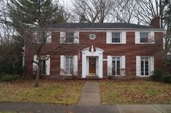 Pre-foreclosure in  STANHOPE ST Grosse Pointe, MI 48236