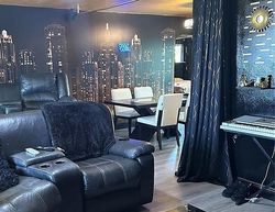 Pre-foreclosure in  OLEANDER DR Hollywood, FL 33023