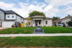 Pre-foreclosure in  S GLASGOW DR Dallas, TX 75223