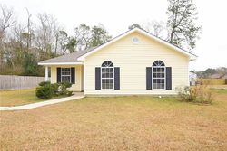 Pre-foreclosure in  W CHERRYWOOD LN Pearl River, LA 70452