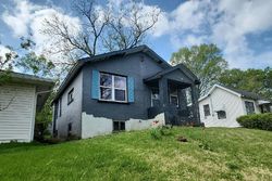 Pre-foreclosure in  ECHO LN Saint Louis, MO 63114