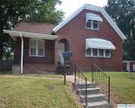 Pre-foreclosure in  WALNUT ST Belleville, IL 62220