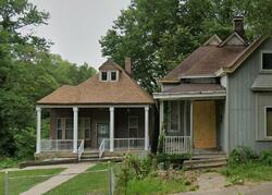 Pre-foreclosure in  W 4TH ST Peoria, IL 61605