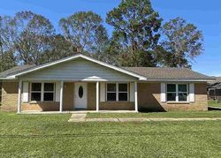 Pre-foreclosure in  UNTREINER AVE Pensacola, FL 32534