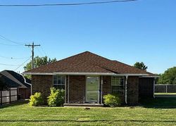 Pre-foreclosure in  BUCHANAN ST Purcell, OK 73080