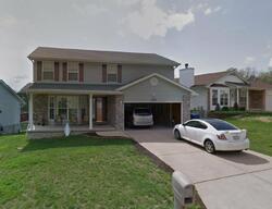 Pre-foreclosure in  PARADISE MEADOWS DR Imperial, MO 63052