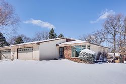 Pre-foreclosure in  CENTENNIAL DR Saint Paul, MN 55113