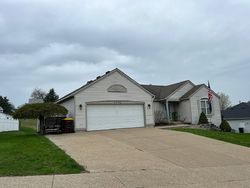 Pre-foreclosure in  PARAMOUNT DR NE Grand Rapids, MI 49525