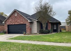 Pre-foreclosure in  COLCHESTER DR Broussard, LA 70518