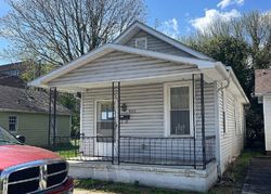 Pre-foreclosure in  27TH ST Ashland, KY 41101