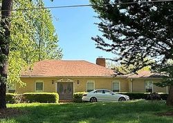 Pre-foreclosure in  HUDSON DR SW Lilburn, GA 30047