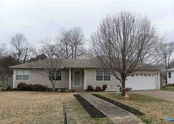 Pre-foreclosure in  S PYEATT ST Searcy, AR 72143