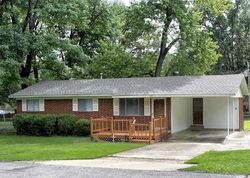 Pre-foreclosure in  KING AVE Searcy, AR 72143