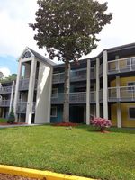 Pre-foreclosure in  SW 14TH AVE APT F Gainesville, FL 32601