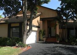 Pre-foreclosure in  SW 147TH PL Miami, FL 33185