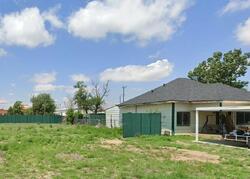  Cedar St, Plainview TX