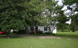 Pre-foreclosure in  SW REGIMENT PL Lake City, FL 32024