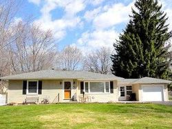 Pre-foreclosure in  RANCH VILLAGE LN Rochester, NY 14624