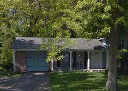 Pre-foreclosure in  MARBLE DR Rochester, NY 14615