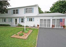 Pre-foreclosure in  GATE HOUSE TRL Henrietta, NY 14467