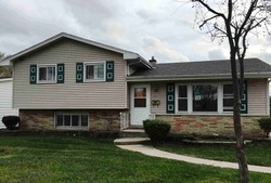 Pre-foreclosure in  W MAIN ST Bensenville, IL 60106