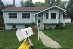 Pre-foreclosure in  KENNEDY PL Newburgh, NY 12550