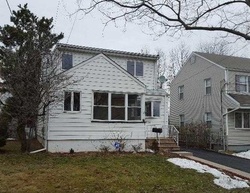 Pre-foreclosure in  ORCHARD TER Linden, NJ 07036