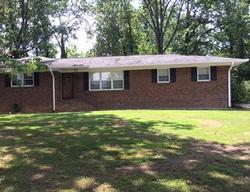 Pre-foreclosure in  CRESTRIDGE DR SW Rome, GA 30165