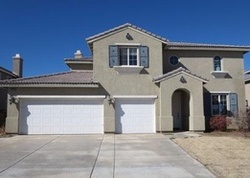 Pre-foreclosure in  HIDDEN PINES CT Victorville, CA 92392